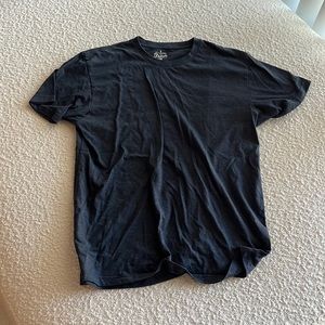 Men’s Fresh shirt in dark blue. Large in size.